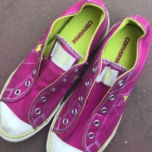 Girls lace free converse size 4 (big girls)